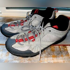 Merrell Avian Light Ventilator Womens Hiking/Trail Shoes Grey size 8.5 Great